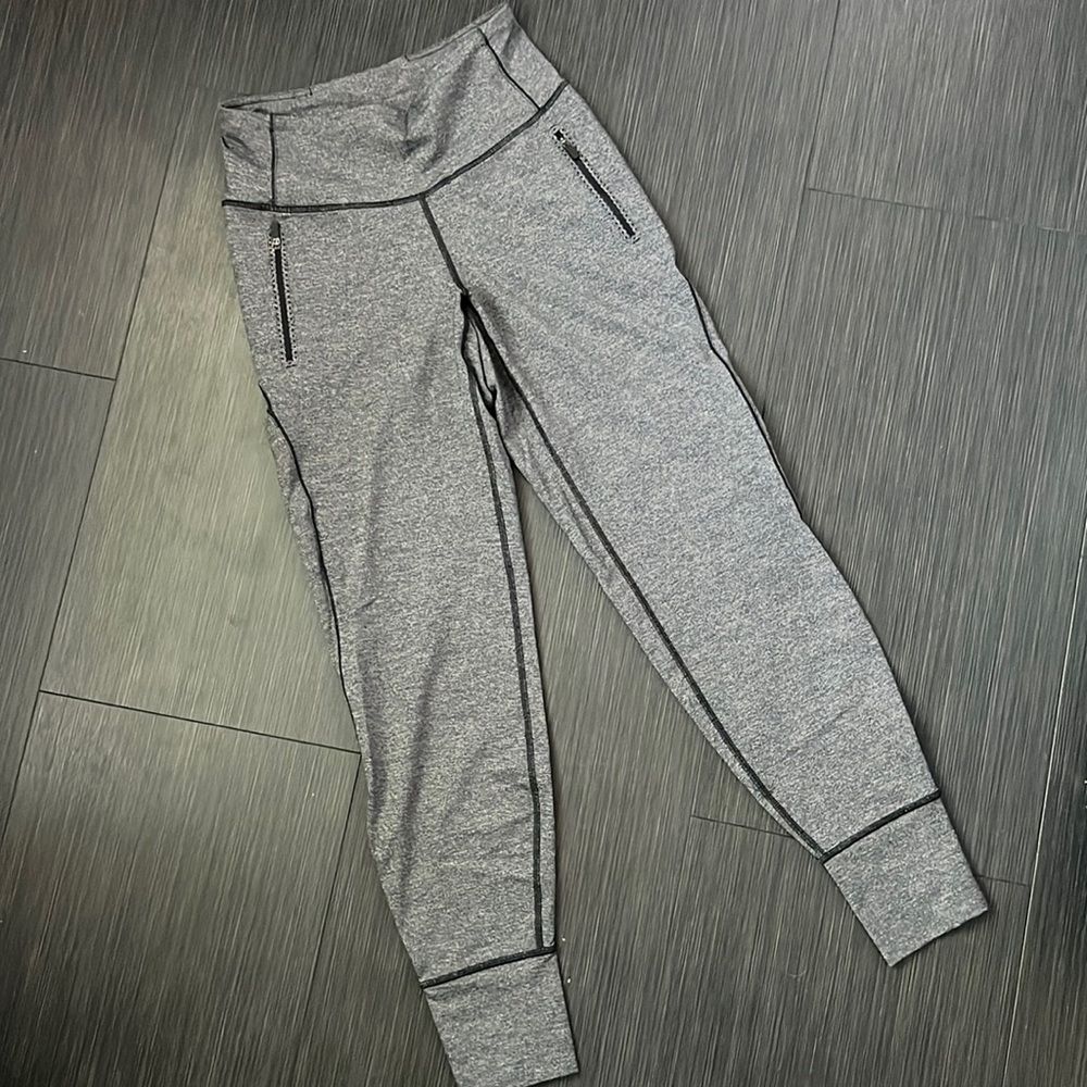 Lululemon joggers